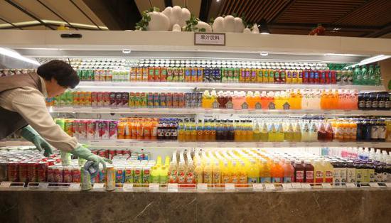 米兰官方网站|郑州实验幼儿园携手嵩山路派出所共筑幼儿园安全环境(图1) milan米兰