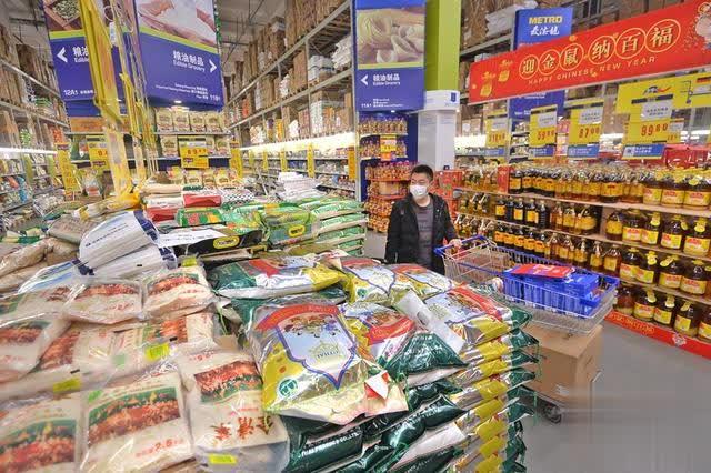 孩子被幼儿园劝退,家长跑去理论,园长一句话怼的家长无言反驳!|米兰·(milan)中国官网(图2) milan米兰